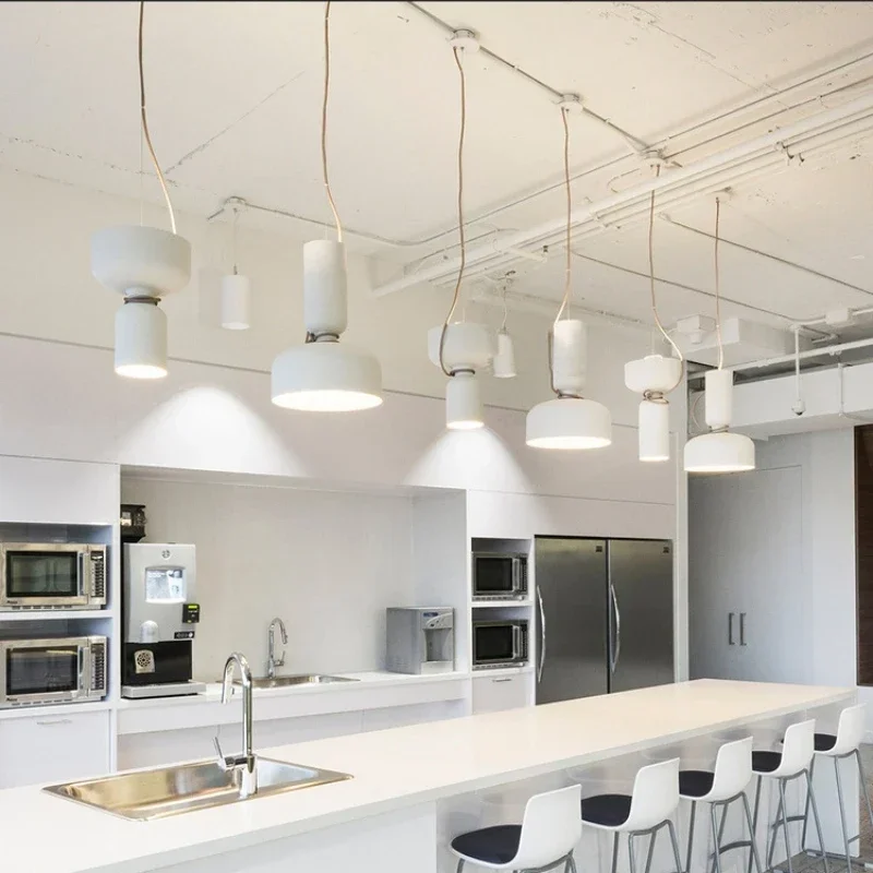 Lustre LED en fer forgé pour r - Interior Design Elements avis et prix