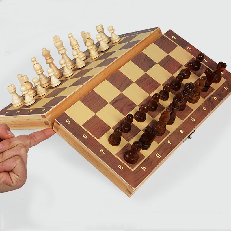Jeu d'échecs pliant magnétique - Interior Design Handbook avis et prix